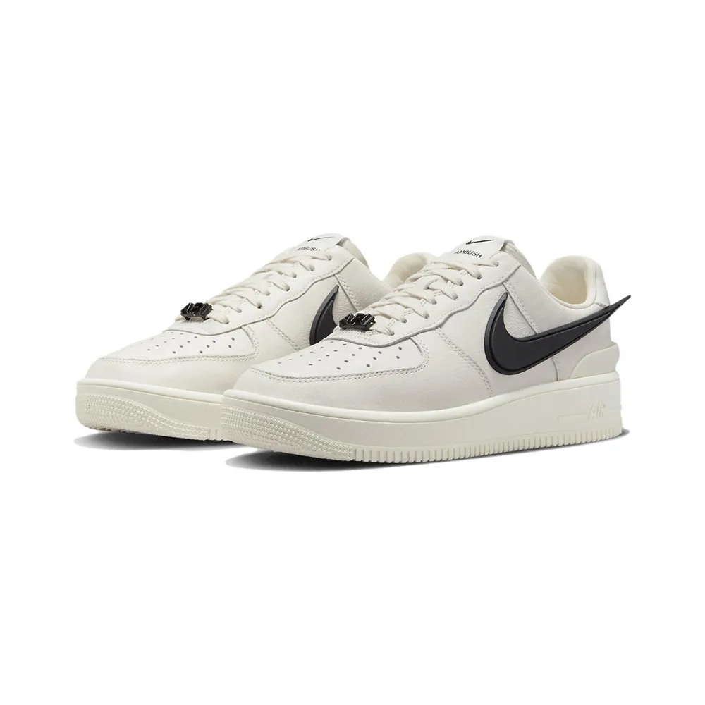 Ambush x Nike Air Force 1 Low Black 全黑白勾 聯名款 DV3464-001 歷史價格詳細信息
