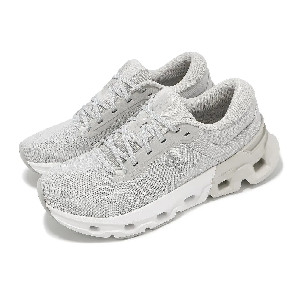 On running 慢跑鞋 Cloudflyer 4 Wide 男鞋 寬楦 黑 白 運動鞋 訓練 短跑 路跑 昂跑 8198664 歷史價格詳細信息