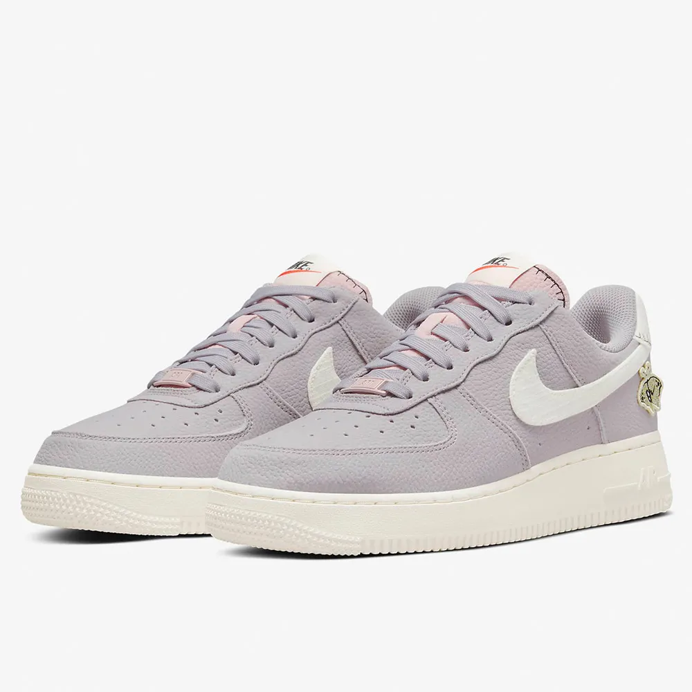 NIKE W AIR FORCE 1 07 SE NN 女休閒鞋 DJ6378500 紫 歷史價格詳細信息