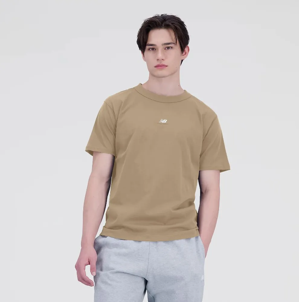 NEW BALANCE 短T NB 土色 隱形人 印花 短袖 上衣 女 WT41579WUT 歷史價格詳細信息