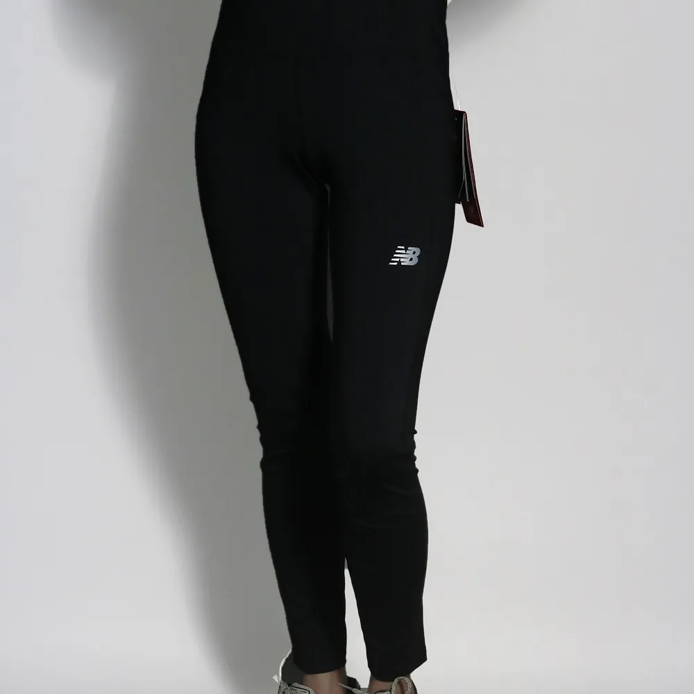 New Balance 黑色 LOGO貼布繡 短褲 女款 NO.H3621【新竹皇家 AWS13501BK】 歷史價格詳細信息