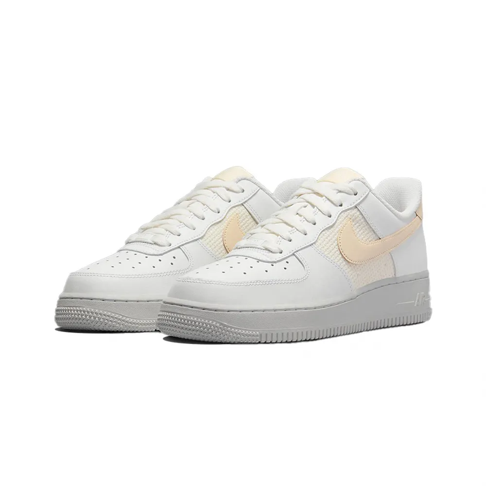 Nike Air Force 1 07 ESS GS 白 黑 小白鞋 女鞋 大童鞋 休閒鞋 零碼福利品 【ACS】 歷史價格詳細信息