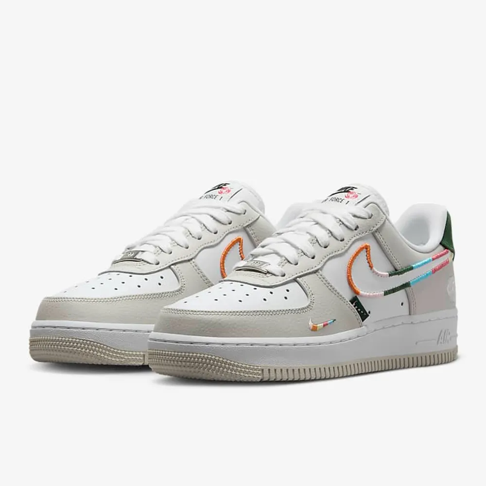 NIKE AIR FORCE 1 07 SE 女休閒鞋 CZ0269101 白粉 歷史價格詳細信息