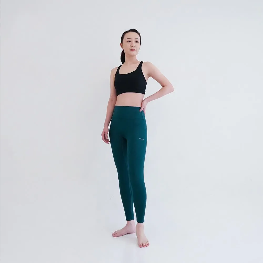 【Mukasa】FITNESS 運動提臀二分短褲 - 墨藍 - MUK-23965 歷史價格詳細信息