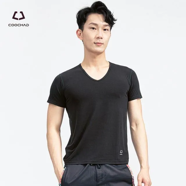 【COOCHAD】銅氨絲體感機能新肌V領Tee-曜石黑 歷史價格詳細信息