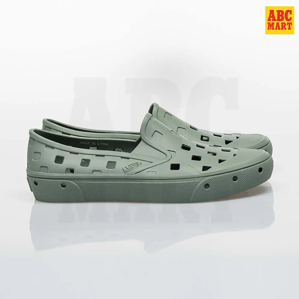 Vans Slip-On TRK 中性款 套入式休閒鞋 V120608080 【VN0A5HF8YV2】 歷史價格詳細信息