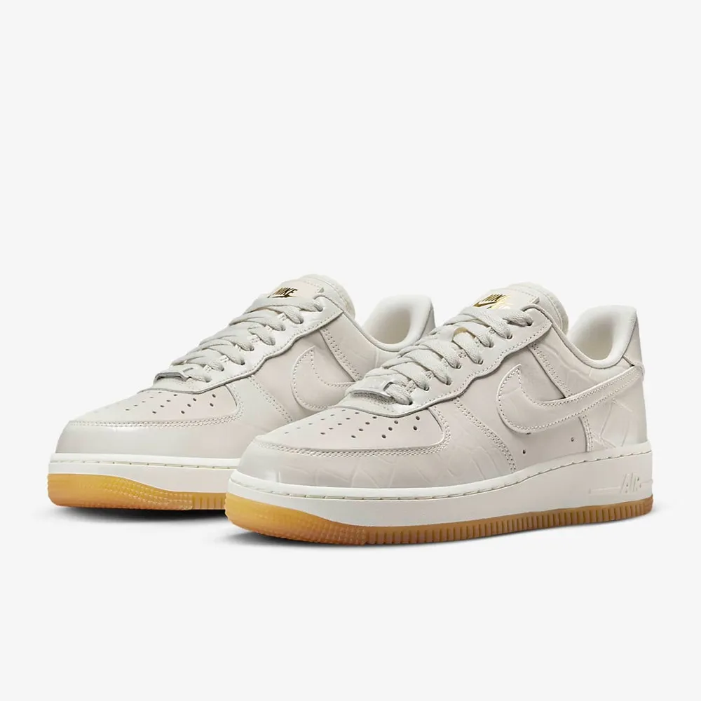 NIKE AIR FORCE 1 07 LX 白色 UV變色 AF1 女 運動鞋 FZ5531-111 歷史價格詳細信息