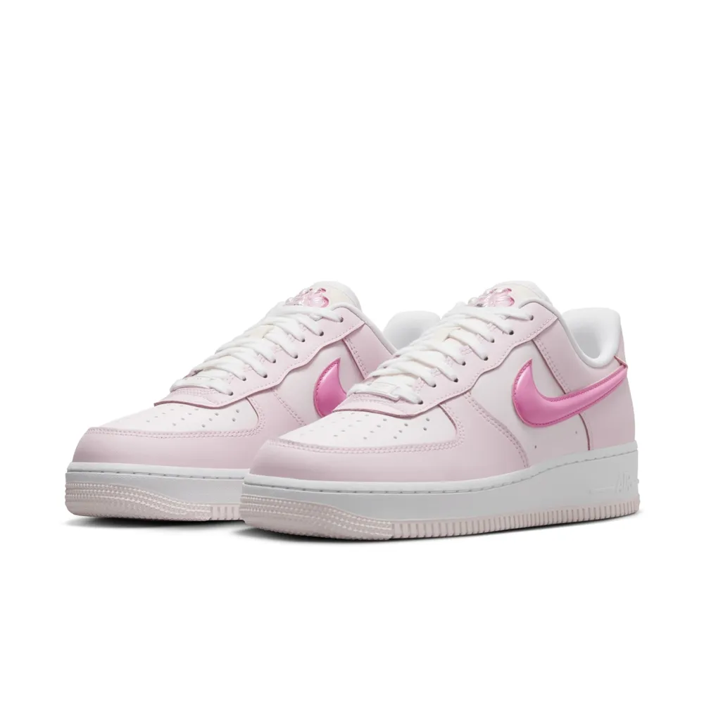 【NIKE】WMNS AIR FORCE 1 07 LX 女鞋 休閒鞋 紫外線 變色 白紫-FZ5531111 歷史價格詳細信息
