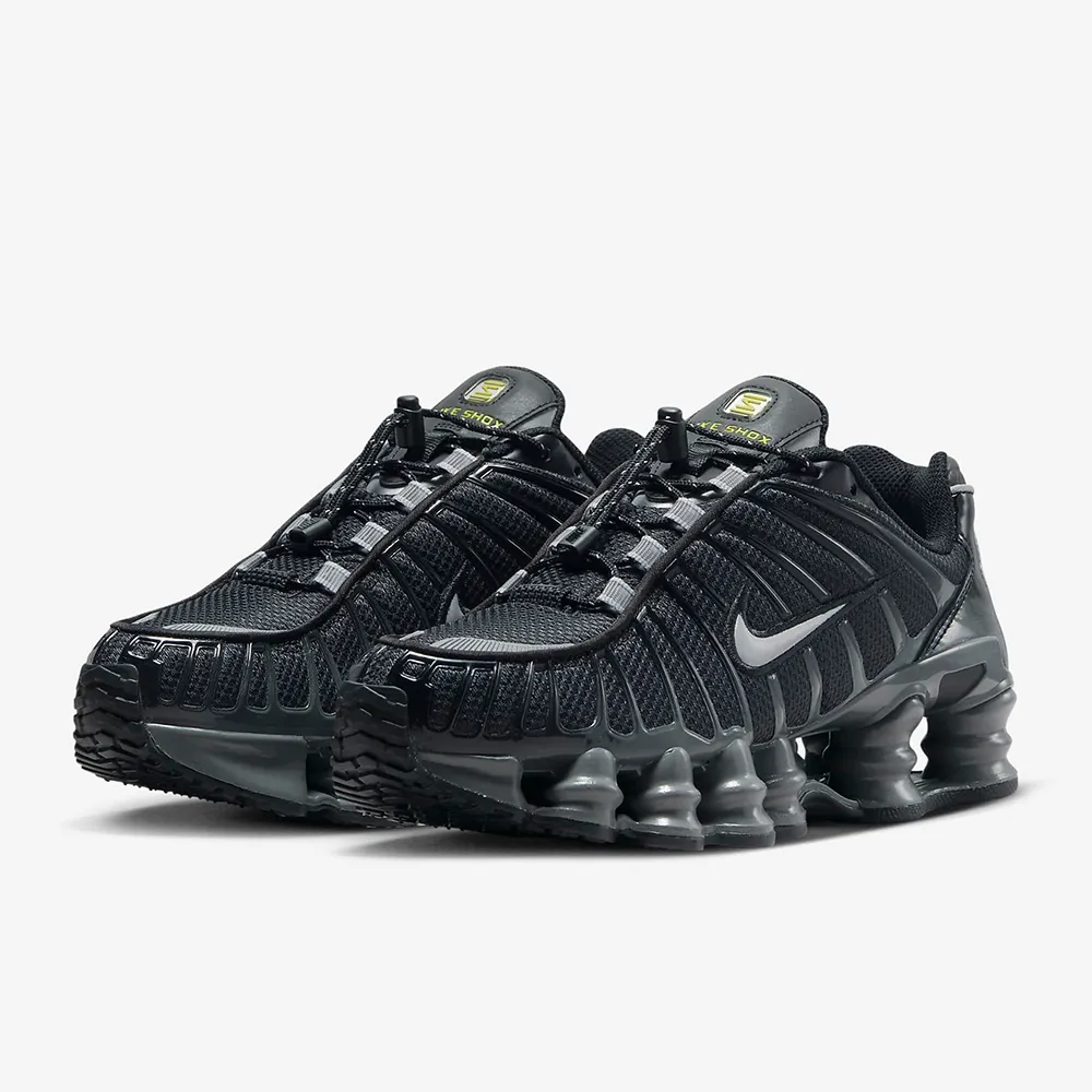 【NIKE】NIKE SHOX TL 女鞋 休閒鞋 灰銀色 金屬銀 黑 彈簧鞋 厚底-HQ4049001 歷史價格詳細信息