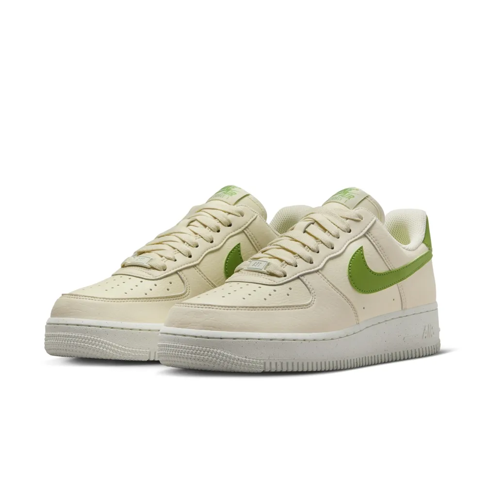 【NIKE】WMNS NIKE AIR FORCE 1 07 女鞋 休閒鞋 白黃色-FN3501100 歷史價格詳細信息