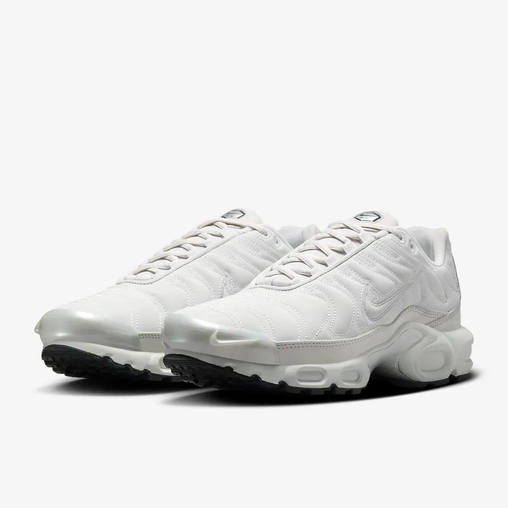 W Nike Air Max Plus 灰白 FV8480-002 歷史價格詳細信息
