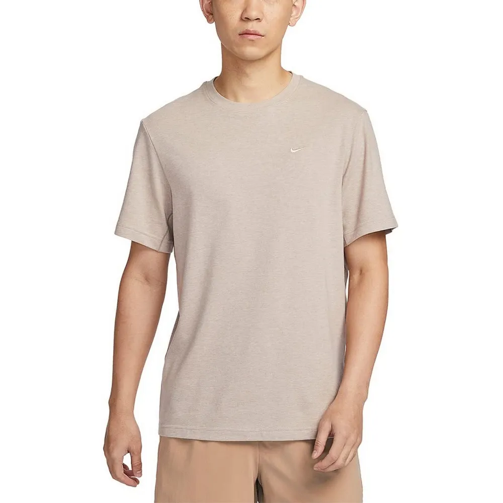 NIKE AS M NK DF PRIMARY STMT SS 男 軍綠 刺繡LOGO 素T 短T 短袖 穿搭 DV9832-222 歷史價格詳細信息