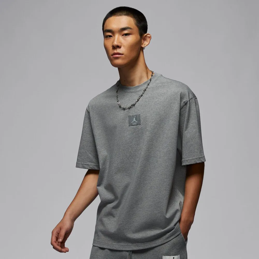【NIKE】AS M J ESS SS CREW 2 男 短袖T恤-DX9580010 歷史價格詳細信息