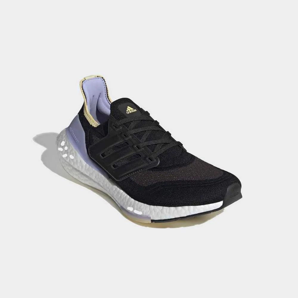 adidas 慢跑鞋 Ultraboost 21 W 奶茶 綠 白 愛迪達 路跑 女鞋 路跑 【ACS】 FY0399 歷史價格詳細信息