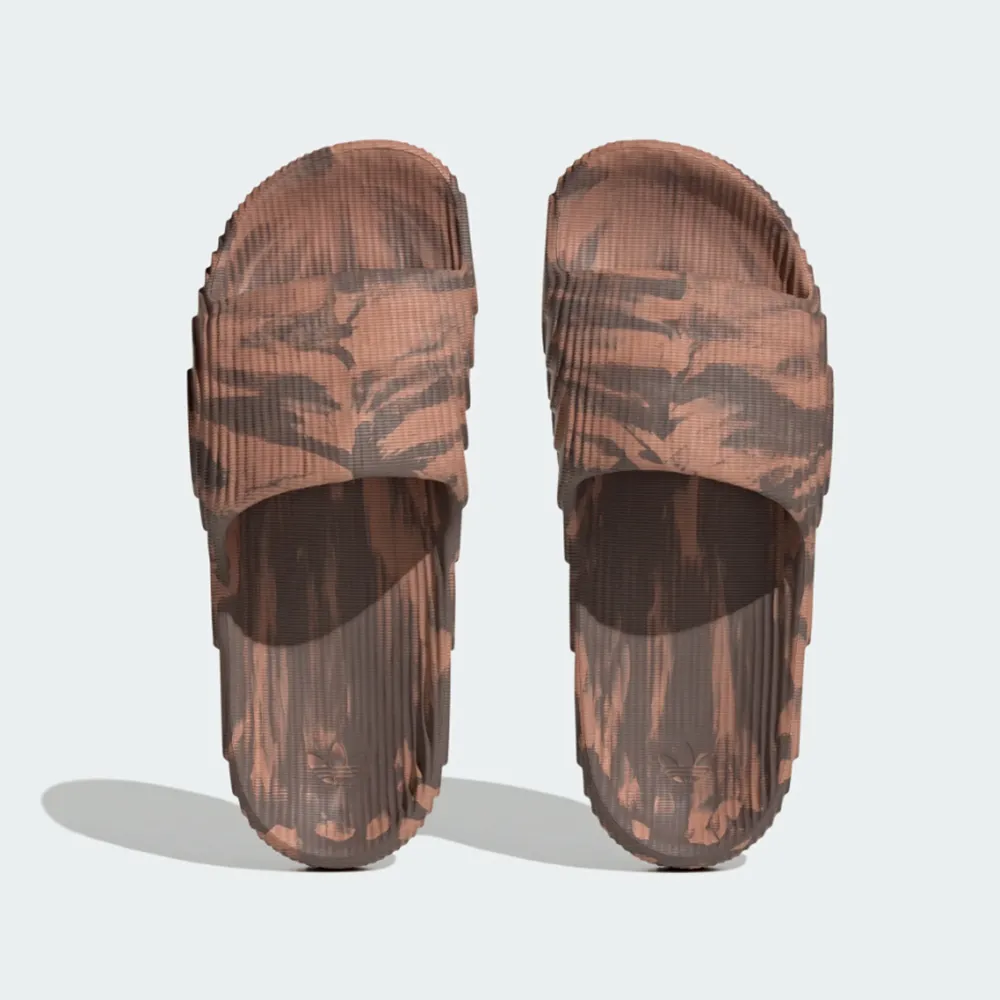 【ADIDAS】ADILETTE 22 Slipper 男鞋 拖鞋 綠色-IG9260 歷史價格詳細信息