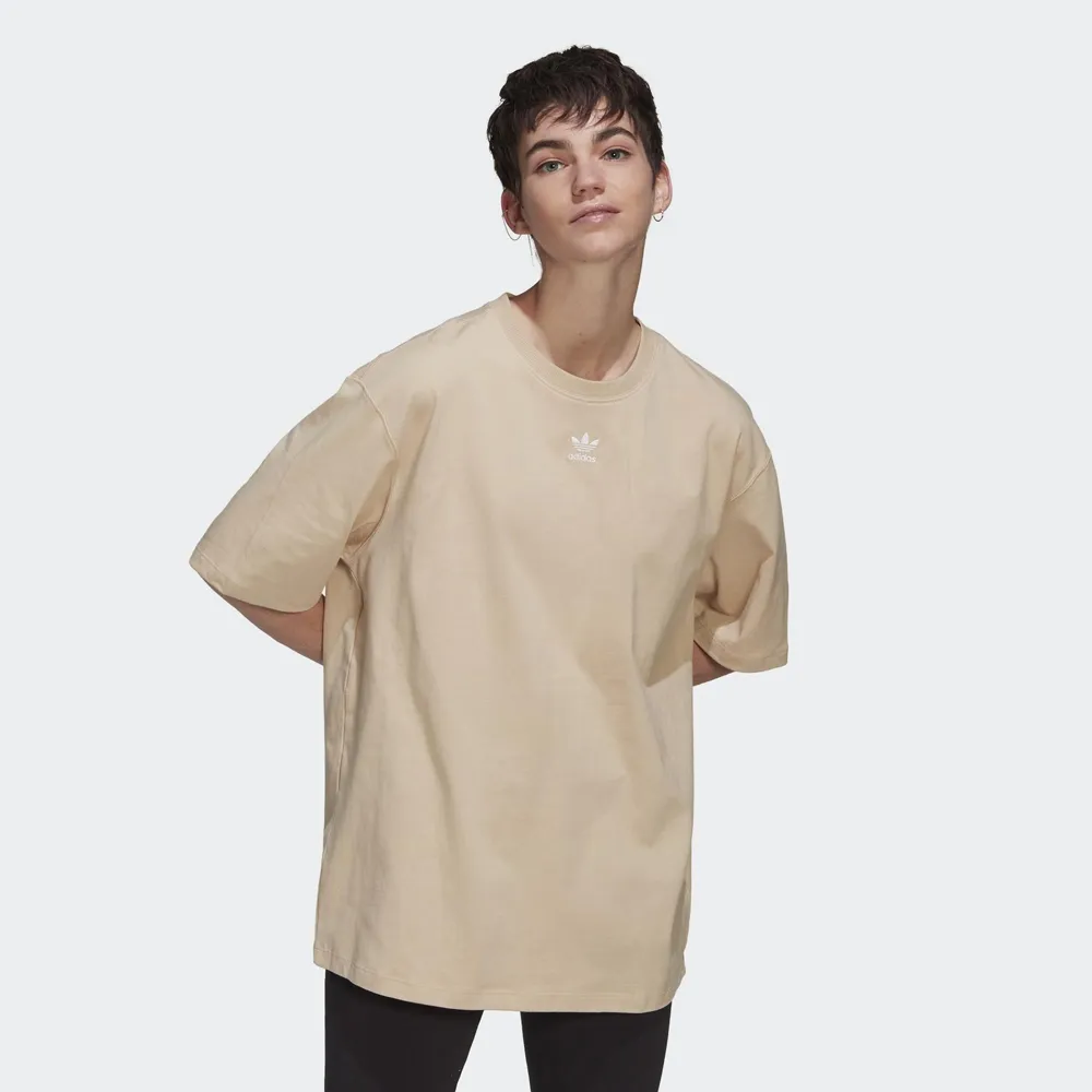 ADIDAS TEE 女短袖上衣 GN4784 黑 歷史價格詳細信息