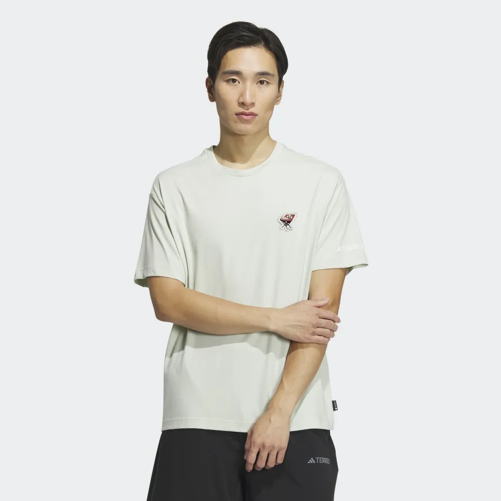 Adidas GFX SS Tee 180 IS0271 男 T恤 運動上衣 休閒短袖 抗臭科技 白 歷史價格詳細信息