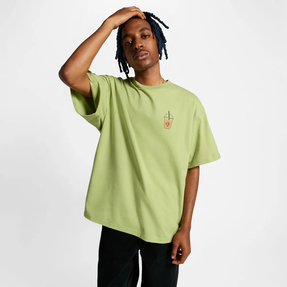 【CONVERSE】LOOSE SNEAKER PATCH TEE 短袖上衣 男女 綠色_10025397-A11 歷史價格詳細信息