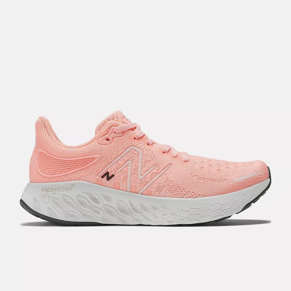 New Balance FRESH FOAM 女慢跑鞋 WVNGOBM5-D 黑 歷史價格詳細信息