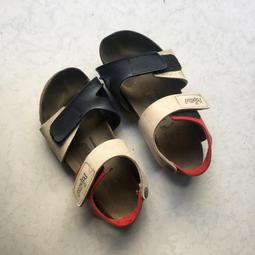 【米倉】二手童鞋「Crocs卡駱馳」男女適用洞洞鞋/涼鞋/拖鞋 歷史價格詳細信息