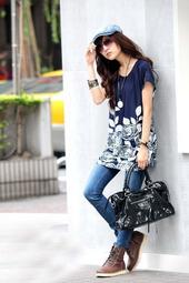 【SUT02002】韓版夏季新款修身顯瘦貴婦蕾絲印花短袖T恤*有大碼*★ 歷史價格詳細信息