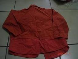 【童衫】近全新  童 迪士尼米奇上衣-格狀 (肩約29腋下34.5長39公分 ) 歷史價格詳細信息