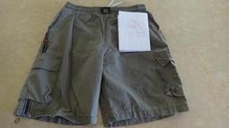 [小雪的褲坊](4件免運費)高領厚絨 彈性布料 刷毛處理 保暖 內搭外穿男童.女童衛生衣1件$199編號6869 歷史價格詳細信息