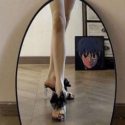 水晶玻璃 透明凝結裙帶 銅燈頭 極美 吊燈 數只  . 徑 22 高 16（不含銅燈頭） . 倉庫最後一些 數量不多 歷史價格詳細信息