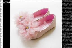 盛開的海芋~~~花卉油畫(郭光美畫家???)~有蓋章~---油畫 歷史價格詳細信息