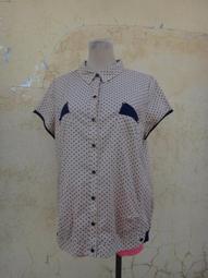 楹 ~ 正品 設計師 李曉菁 SABRINA 美麗諾羊毛 毛衣 size: M 歷史價格詳細信息