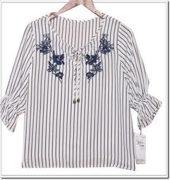 【WildLady】 精美蕾絲拼接拼色花邊襯衫上衣 歷史價格詳細信息