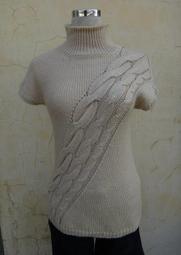 MICHEL KLEIN 米白色真皮斜背包 §可議價§ 歷史價格詳細信息