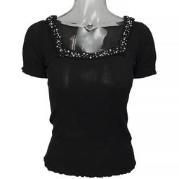 日本品牌黑色純羊毛設計感長袖毛衣 歷史價格詳細信息