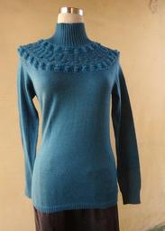 IROO 藍色白棕條紋圓領長袖毛衣,尺寸36,肩寬48.5cm胸寬42.5cm,原價1880,全新未穿標籤未剪降價大出清 歷史價格詳細信息