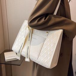 2023年手提韓版創意卡通聖誕節樹編織袋購物針織包森系 歷史價格詳細信息