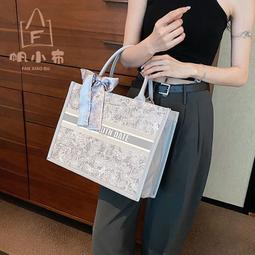 春季大容量包包女2024新款潮時尚通勤單肩包高級感百搭手拎托特包【心願便利店】 歷史價格詳細信息