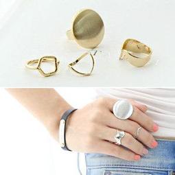 ☆貝露卡☆ 韓國設計品牌 羅馬小公主鑽飾小橢圓切割鏡面壓紋皮帶錶 4色 預購 歷史價格詳細信息