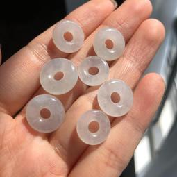 天然翡翠緬a冰小平安扣尺寸14.2*4.3mm老種老料無紋裂冰冰 翡翠 飾品 收藏【二手】【佛緣閣】-1720 歷史價格詳細信息