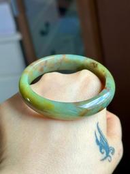 老和田玉圓條金剛手鐲44186 歷史價格詳細信息