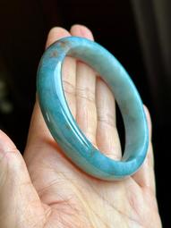 老和田玉圓條金剛手鐲44186 歷史價格詳細信息