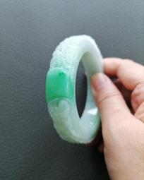 和田玉 玉石 收藏 -老翡翠玉石雕刻的手鐲，玉質油潤細膩，圈口，61.2條寬，11.9mm直徑民間收藏品，明清時 歷史價格詳細信息