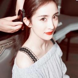 唯美浪漫花瓣款珍珠花朵三層2.5M柔軟拖尾新娘插梳頭紗 造型婚紗飾品 白色 歷史價格詳細信息