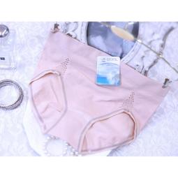 拜金的店 曼黛瑪璉瑪登瑪朵內衣(70D=32D)  R62097 LO56  杏蜜橘 歷史價格詳細信息