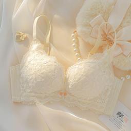 公司貨免運????內衣 無鋼圈內衣 無痕內衣 文胸 Akasugu性感內衣女薄款大胸顯小聚攏上托提胸防下垂收副乳文胸罩 歷史價格詳細信息