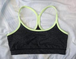 楹 ~ 正品 GAP 牛仔短褲 size: 150 歷史價格詳細信息