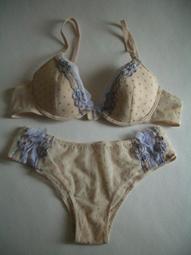 內衣 歐式古典成套內衣組(三色:黑、咖啡、磚紅)-集中爆乳無鋼圈_A罩杯~B.C.D大罩杯_蜜桃洋房 歷史價格詳細信息