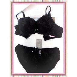 bc罩杯日系成套顯胸厚墊內衣【1777】日系甜心教主圓點爆乳集中托高爆乳萊卡女流行包臀中低腰三角褲 歷史價格詳細信息