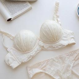 【～黑金鋼內鍋～特價↘↘＄３３５０】《B2C家電館》【萬國～ １０人份黑金剛電子鍋】FS-1800 歷史價格詳細信息