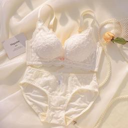 新款推薦 專櫃運動城HUMAN MADE 22SS 胸前愛心尼龍防風潮牌休閑教練夾克男女潮流外套 可開發票 歷史價格詳細信息