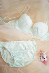 淺色款【日本正版】SUGIRLY Q posket 白雪公主 公仔 模型 Snow White BANPRESTO 萬普 - 356045 歷史價格詳細信息